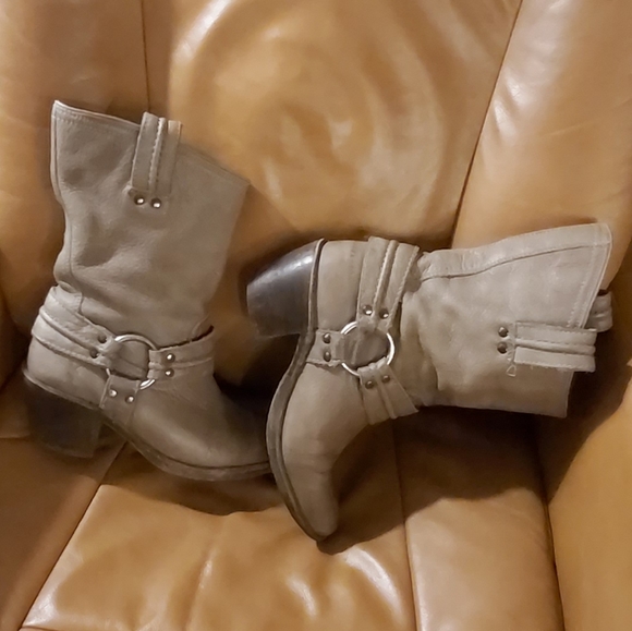 Frye Carmen Harness Short boots - Picture 1 of 11